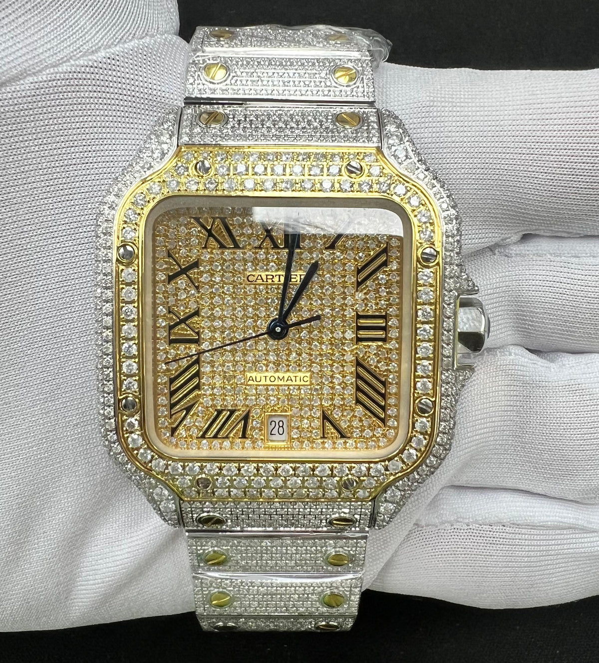 CARTIER SANTOS WSSA0018 — view 2 — Laura Milman New York