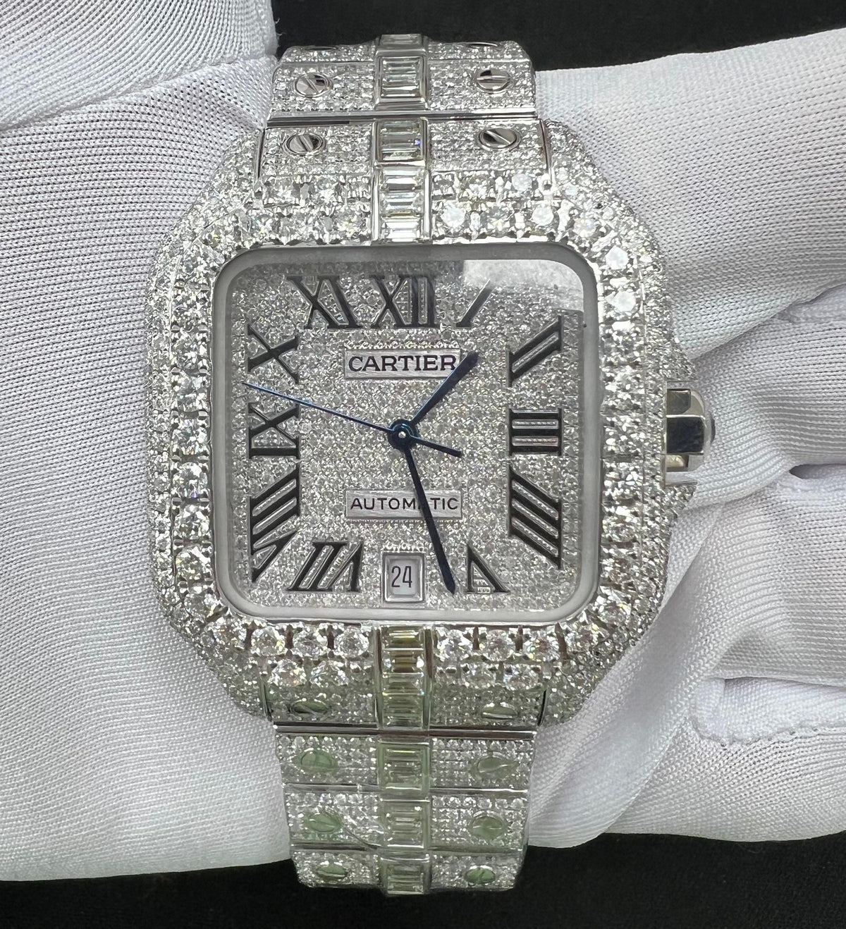 CARTIER SANTOS WSSA0018 — view 2 — Laura Milman New York