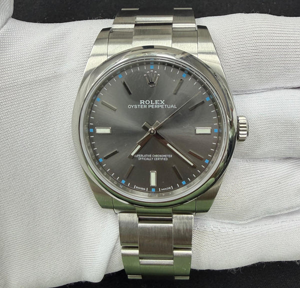 ROLEX OYSTER PERPETUAL 114300 — view 2