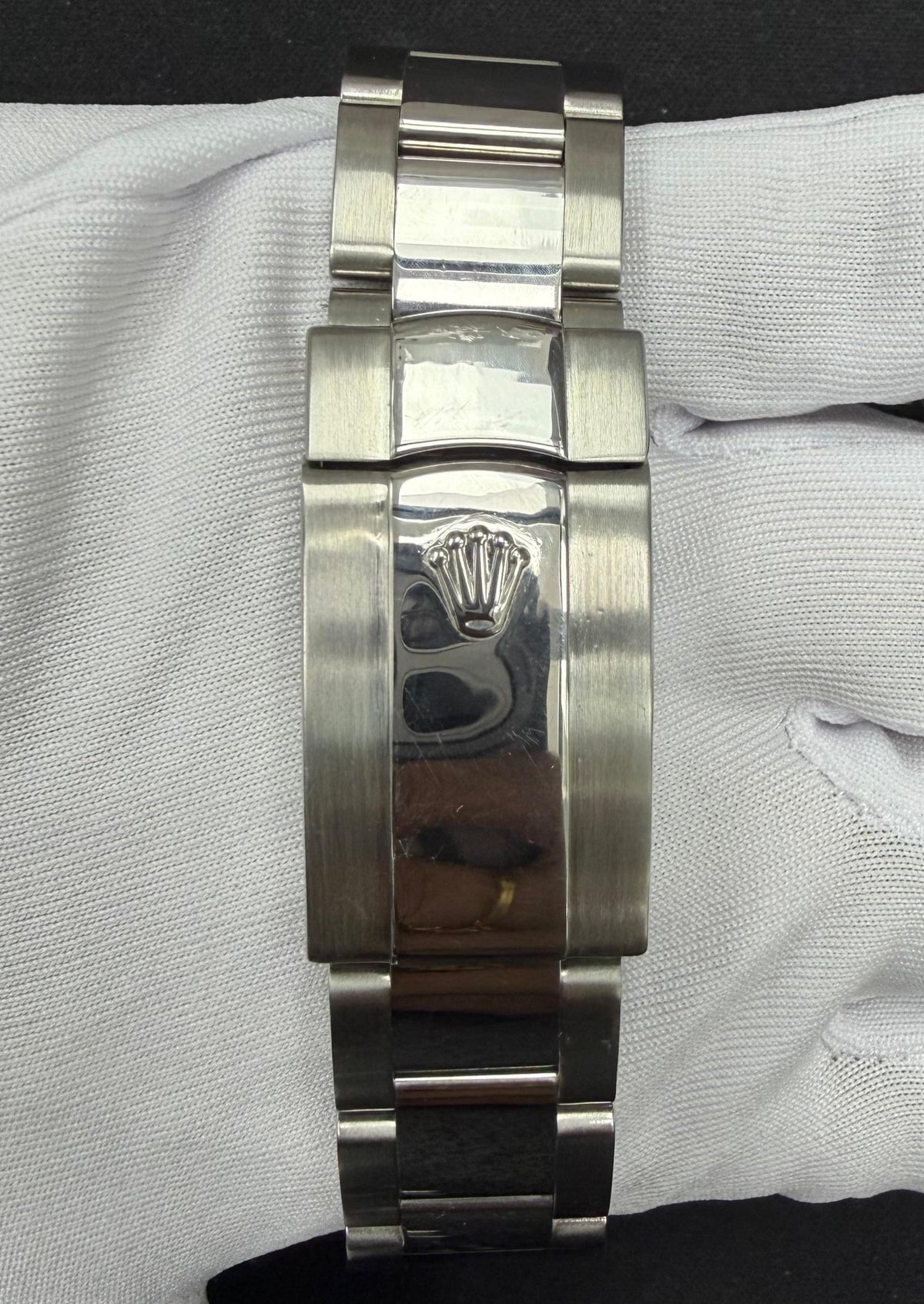 ROLEX DATEJUST 116264 — view 3 — Laura Milman New York