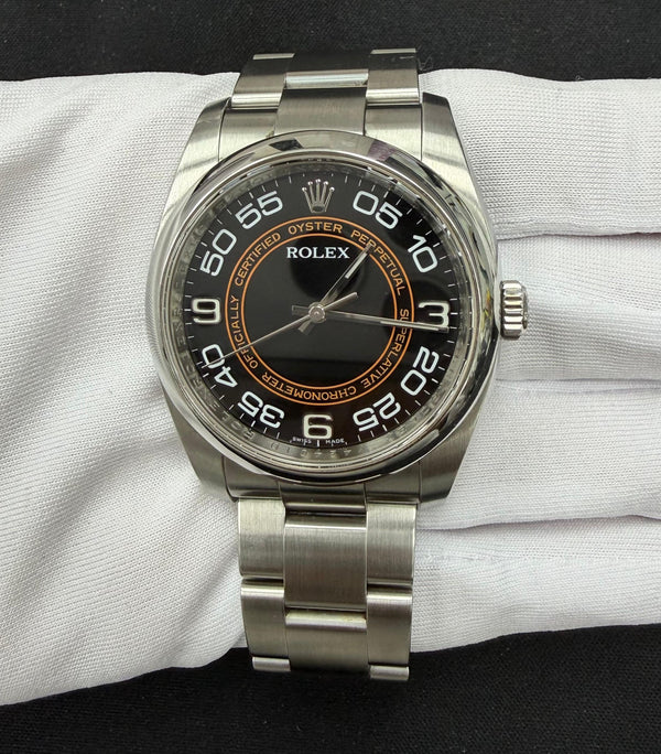 ROLEX OYSTER PERPETUAL 116000 — view 2