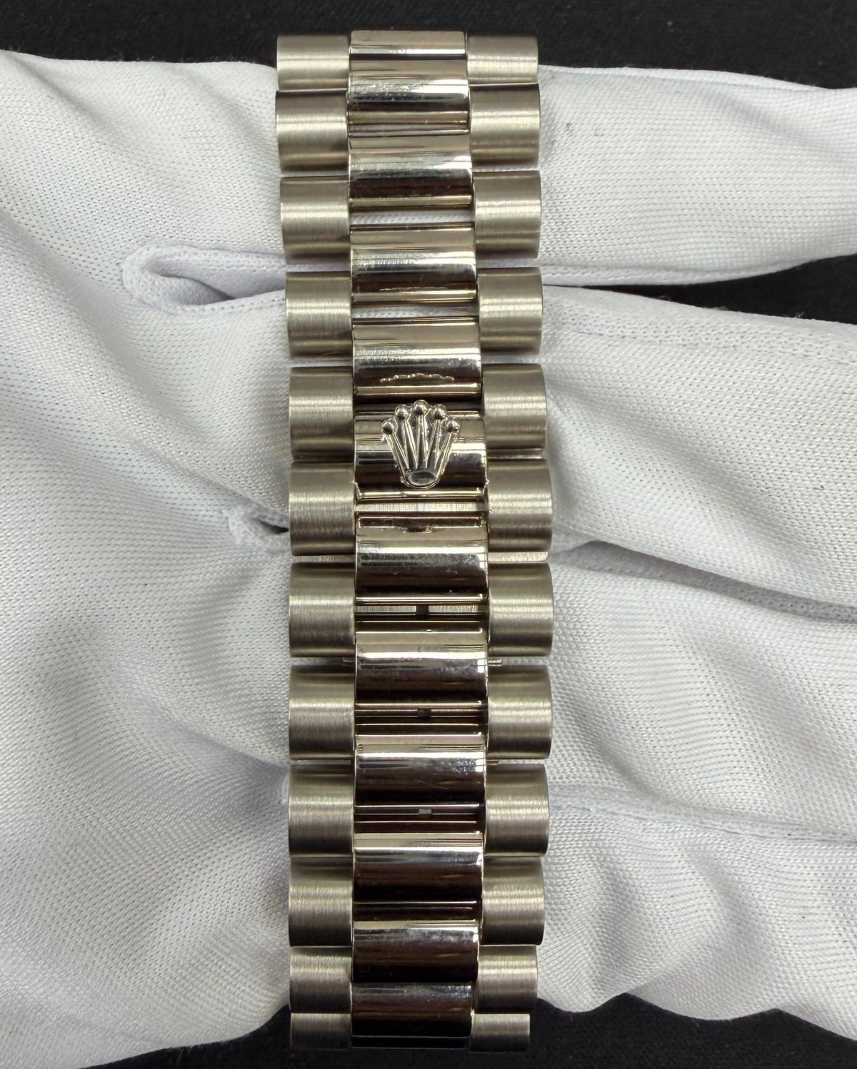 ROLEX DAY-DATE 18239G — view 3 — Laura Milman New York