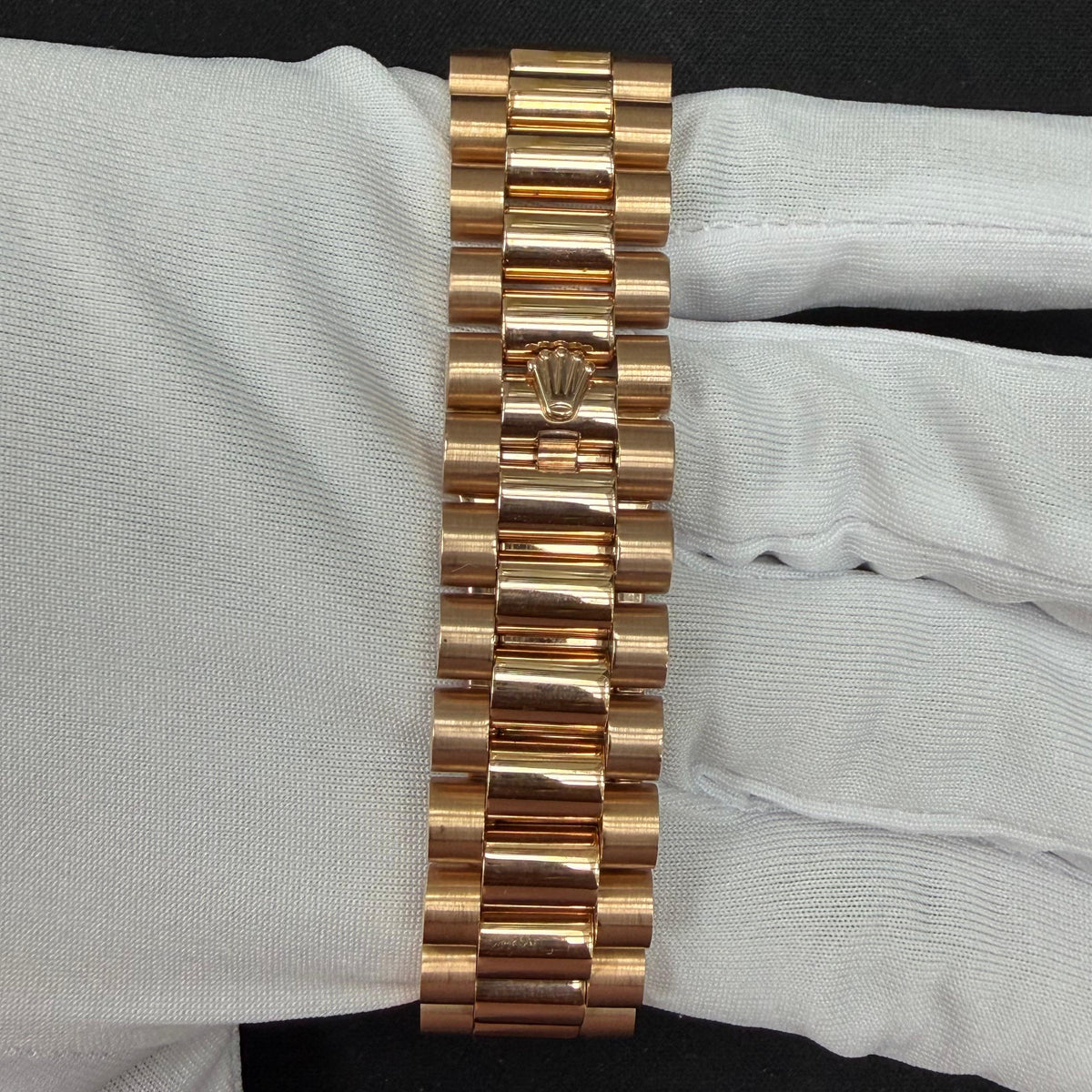 Pre-Owned Rolex Day-Date 118205 — view 3 — Laura Milman New York