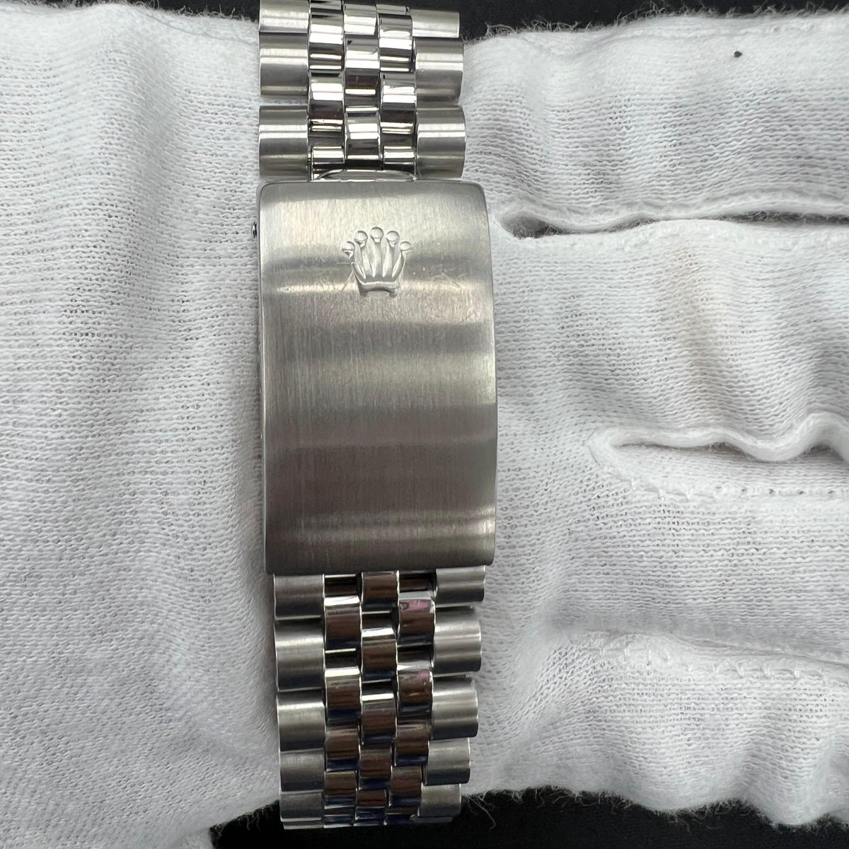 ROLEX DATEJUST 16220 — view 3 — Laura Milman New York