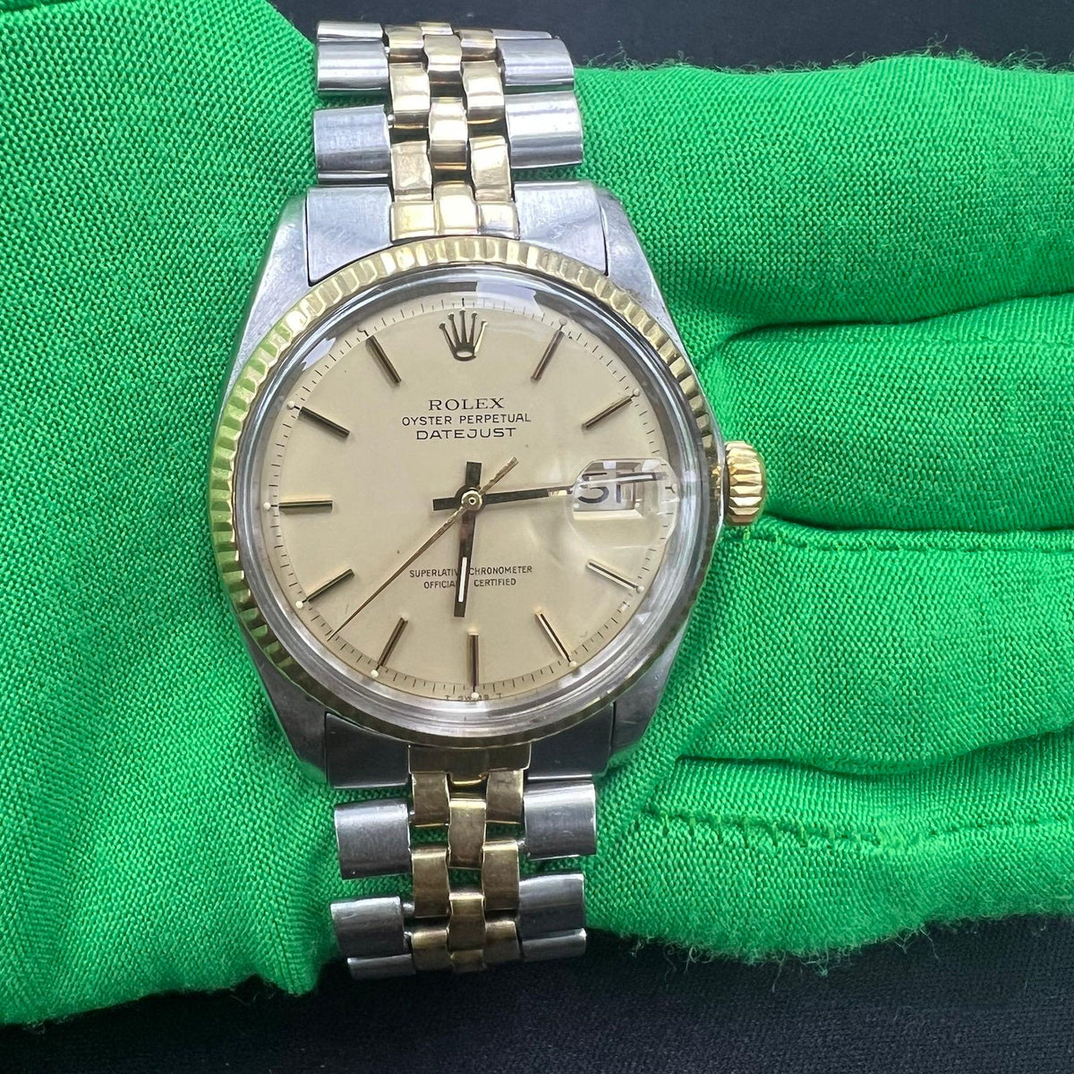 ROLEX DATEJUST 1601 — view 2 — Laura Milman New York