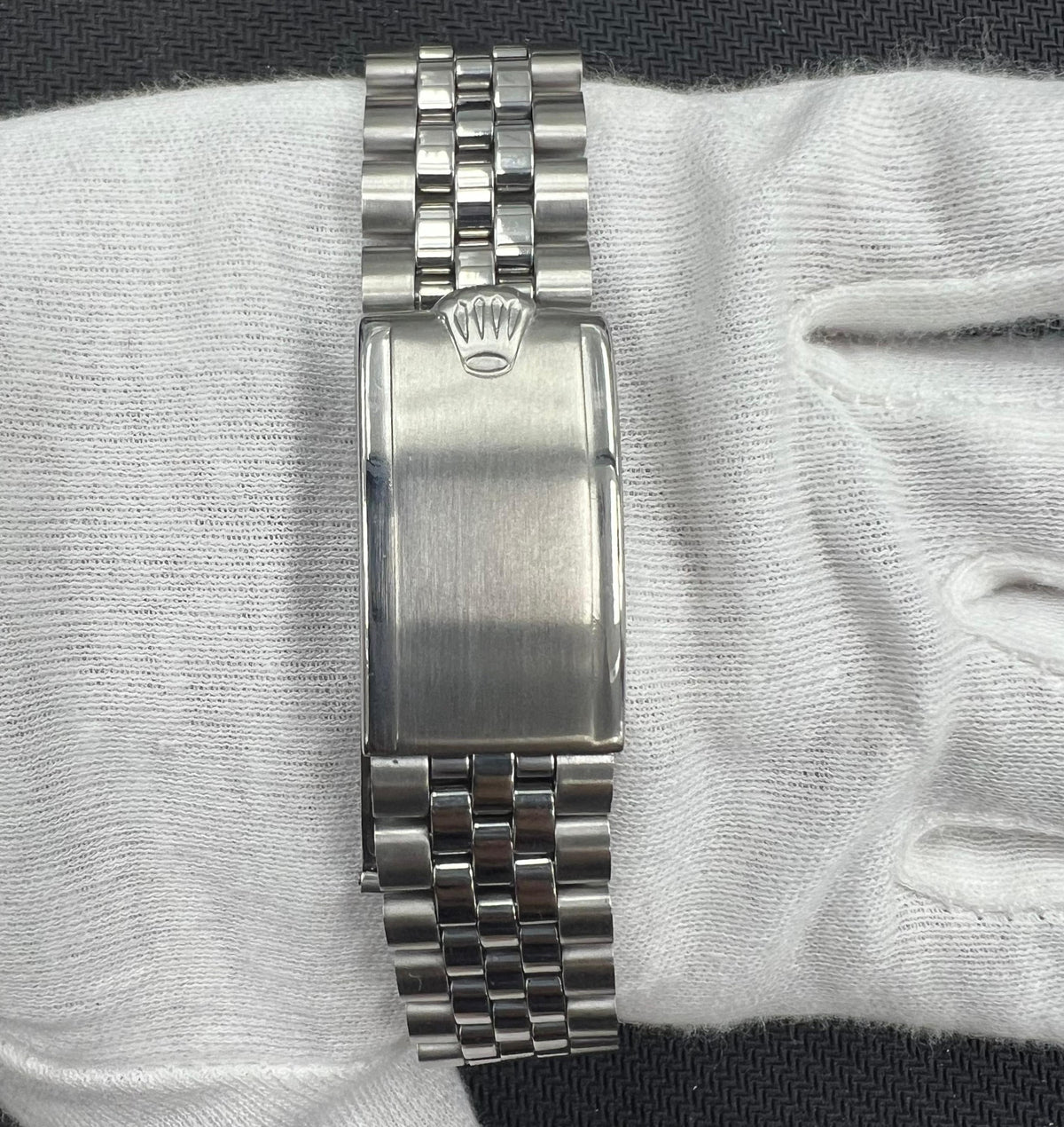 ROLEX DATEJUST 1601 — view 3 — Laura Milman New York