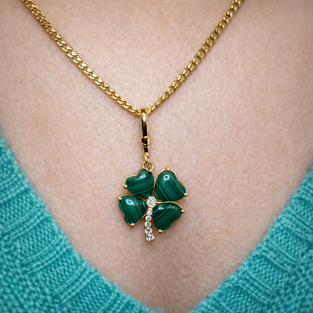 Good Luck Clover Charm Pendant (Lab Grown)