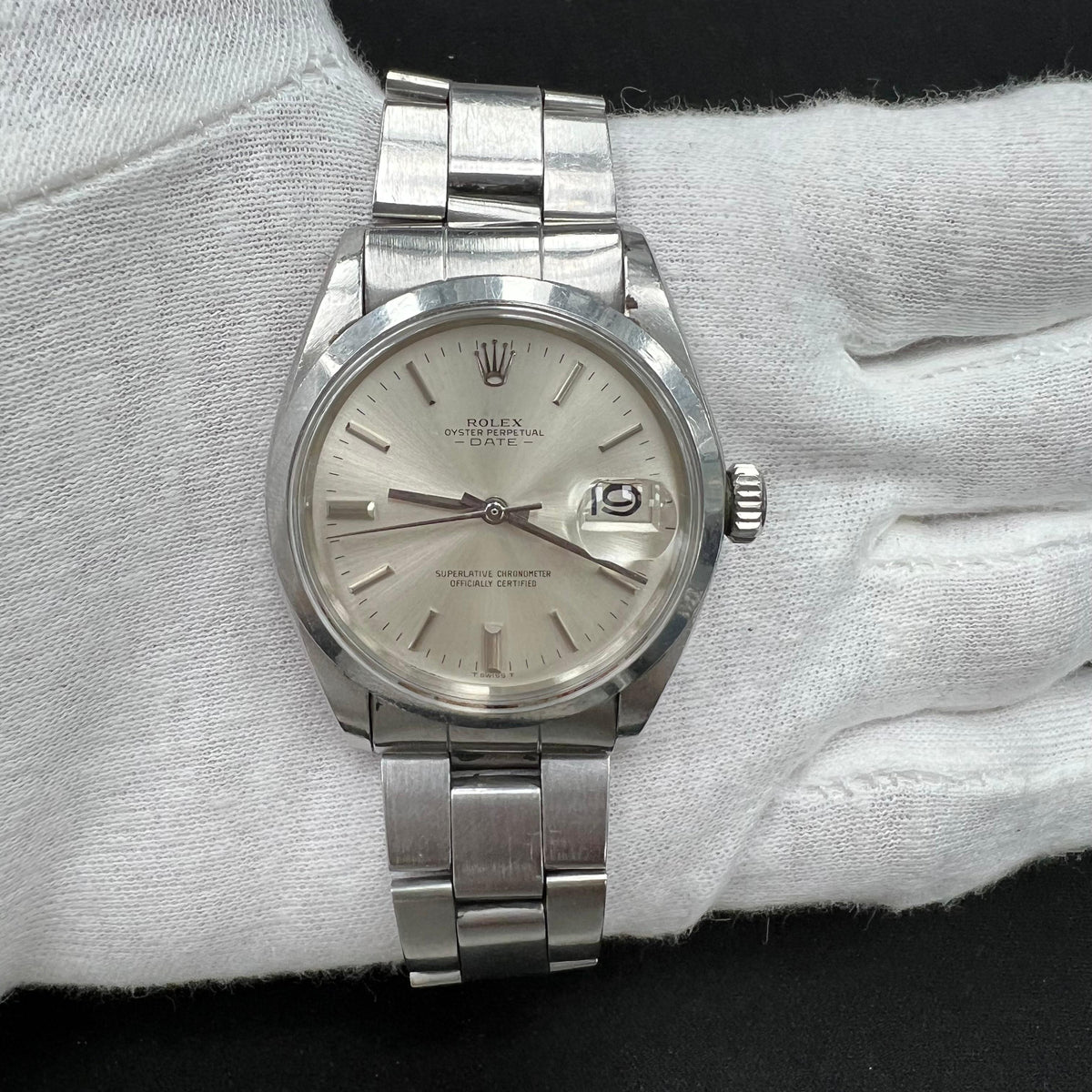 ROLEX OYSTER PERPETUAL DATE 1500 — view 2 — Laura Milman New York