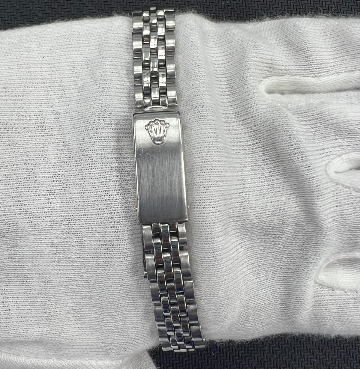 ROLEX LADY DATE JUST 6917SV — view 3 — Laura Milman New York