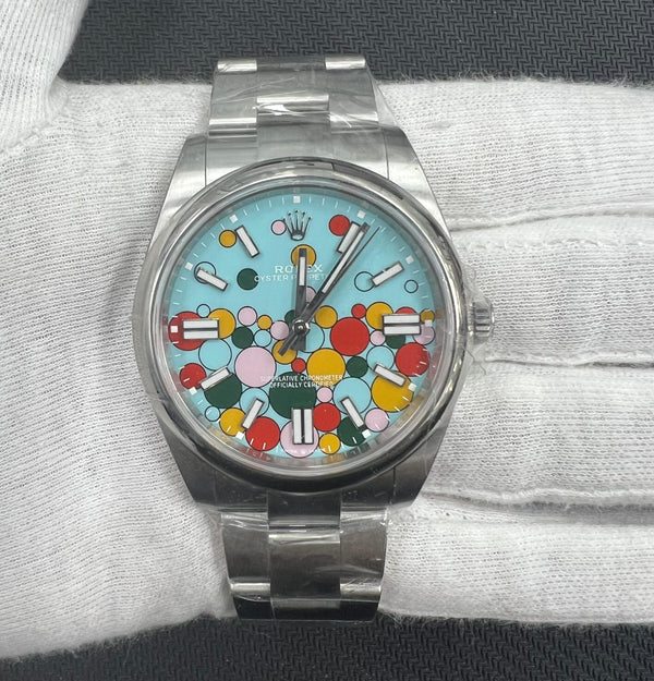 ROLEX OYSTER PERPETUAL 124300 — view 2
