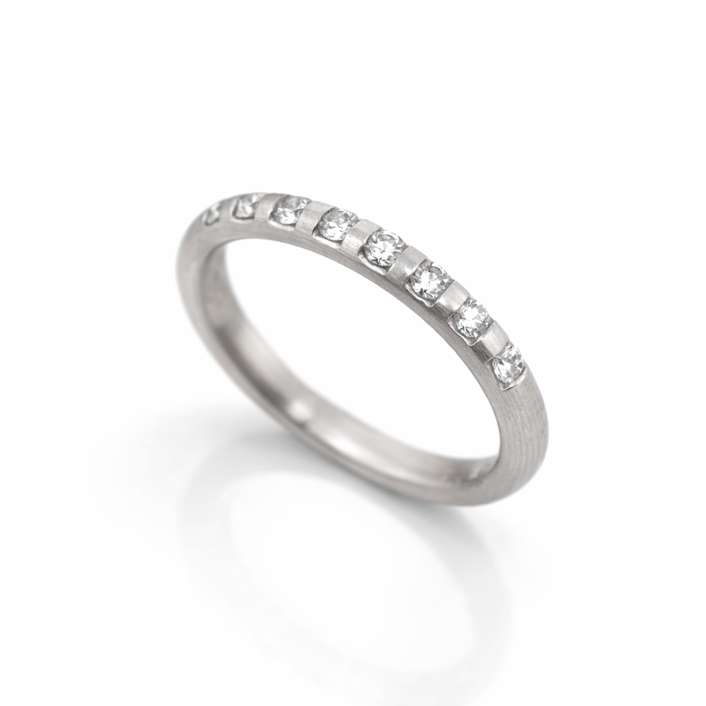 Bar Set Diamond Stackable Band - Laura Milman New York