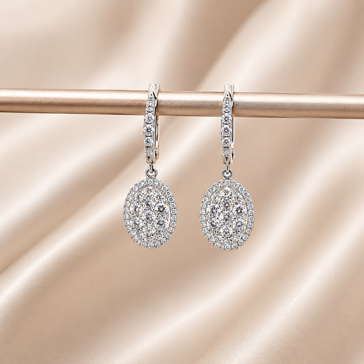 Drop Earrings in Pavé Diamonds - Laura Milman New York