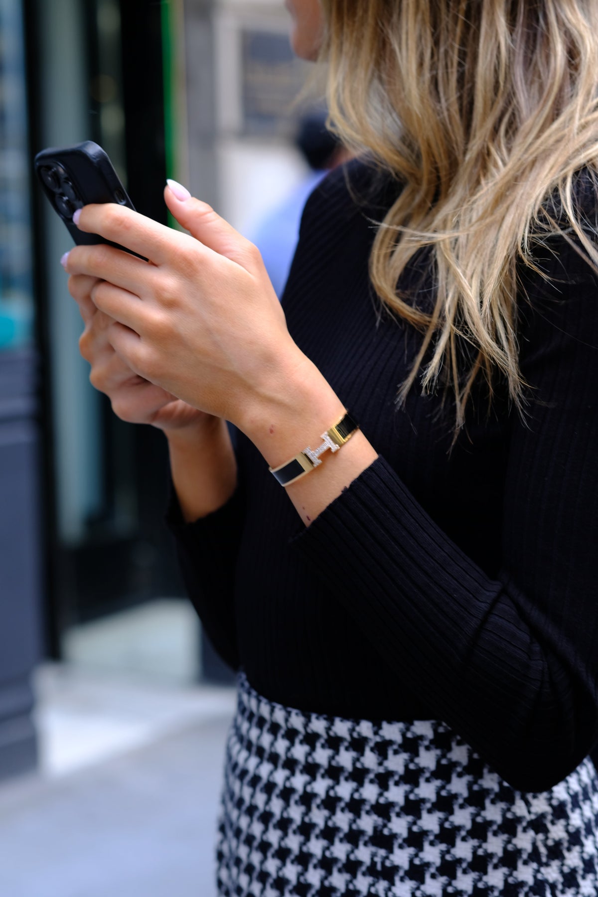 Hermès 18K Yellow Gold Clic Clac H Diamond Black Enamel Bracelet — view 7 — Laura Milman New York