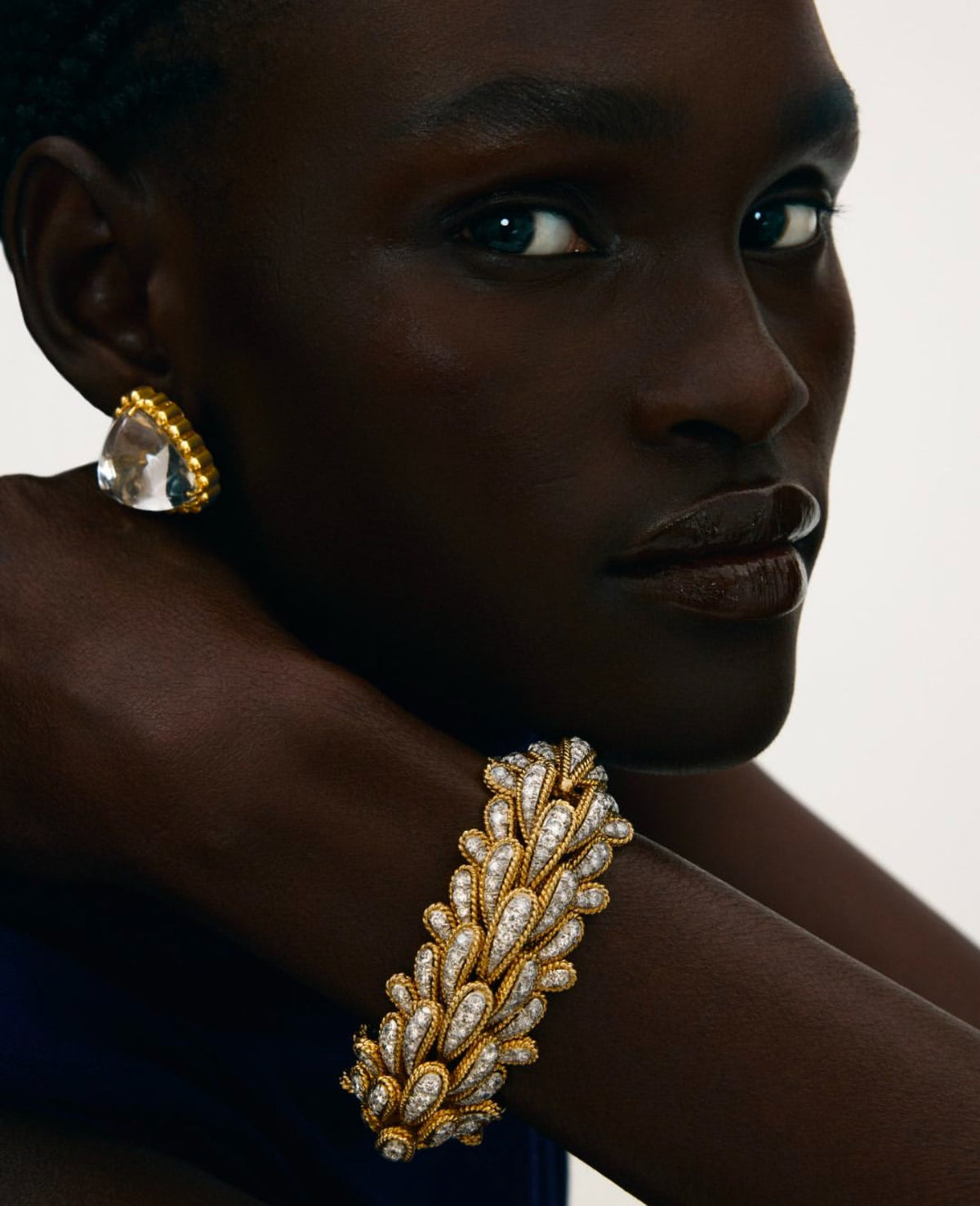 David Webb Platinum & 18K Yellow Gold 15.00cttw Bombe Diamond Leaf Motif Bracelet — view 4 — Laura Milman New York