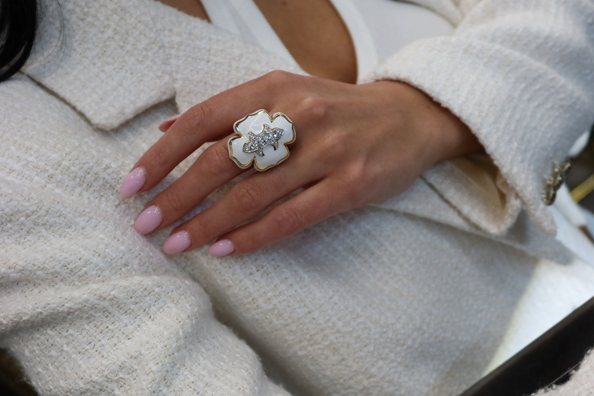 David Webb Platinum & 18K Yellow Gold Fleur De Lis White Enamel Ring — view 7 — Laura Milman New York