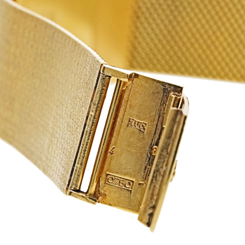 Pre-Owned Chopard 18K Yellow Gold Diamond Grid Ref 2044 Manual Wind Onyx Ladies Watch — view 6 — Laura Milman New York