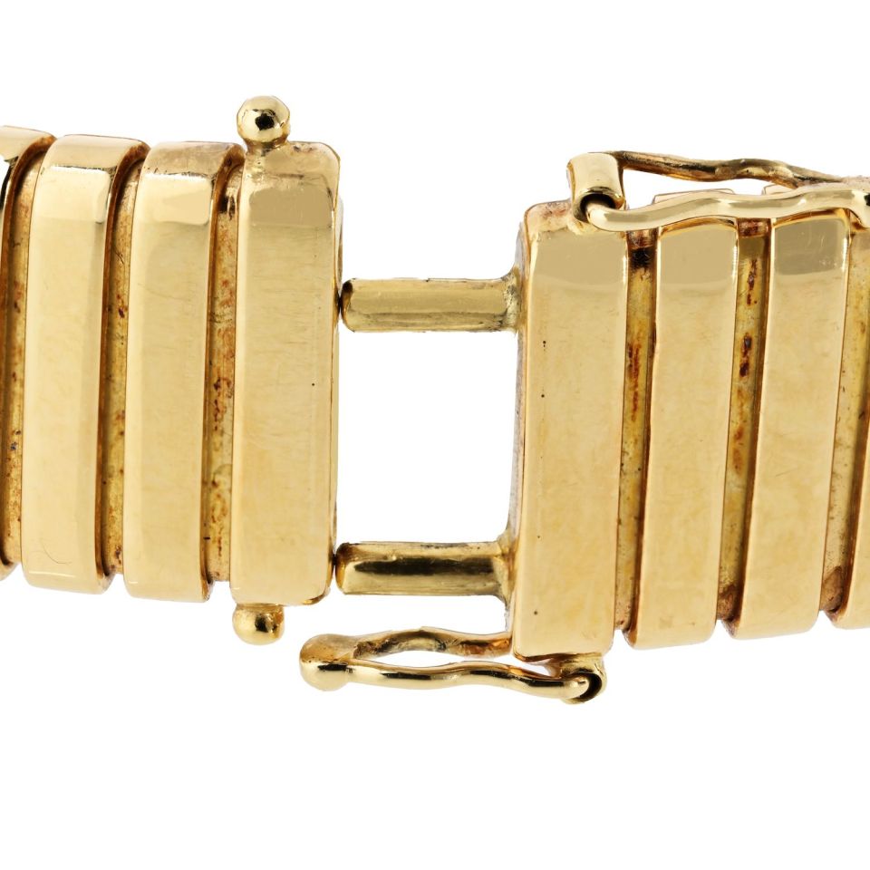 Pre-Owned Bvlgari 18K Yellow Gold BB 19 2T Quartz Watch view 5 - Bvlgari — Laura Milman New York