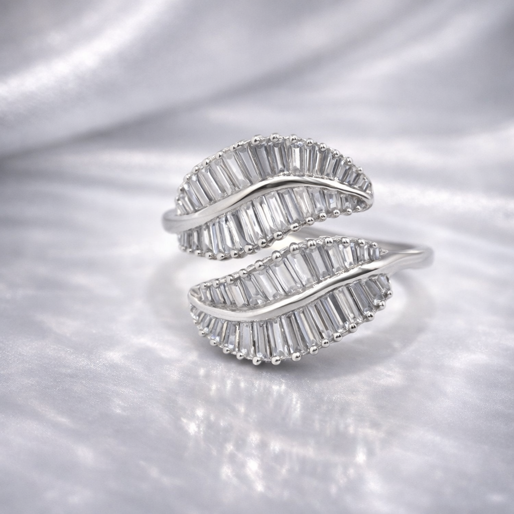 Leaf Trendy Diamond Ring - Laura Milman New York