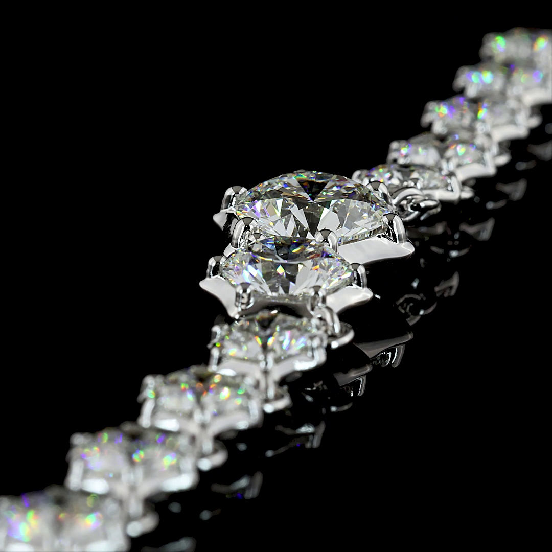 7.05 CT Round Lab Grown Diamond Statement Necklace in 14K White Gold – detail — Laura Milman New York