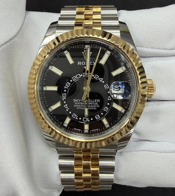 ROLEX SKY DWELLER 326933 — view 2