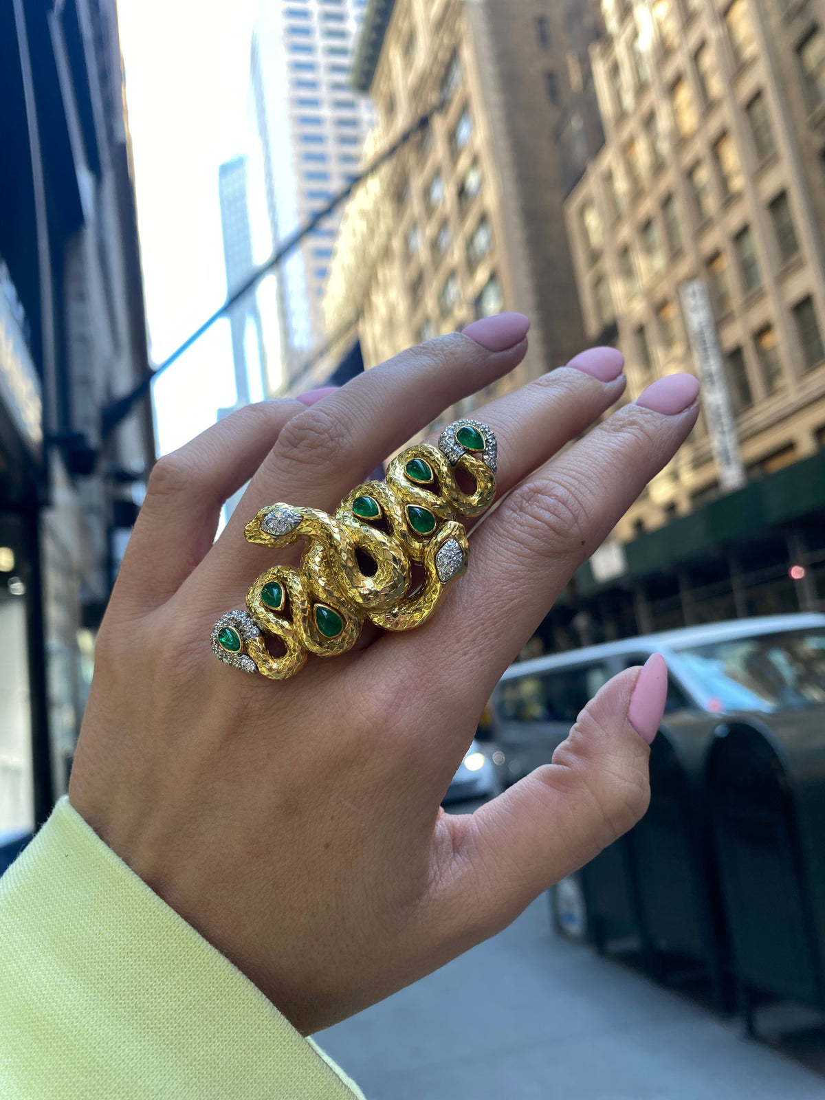 David Webb Kingdom 18K Yellow Gold Two Snakes, Emeralds, Diamonds, Interlocking Ring — view 7 — Laura Milman New York