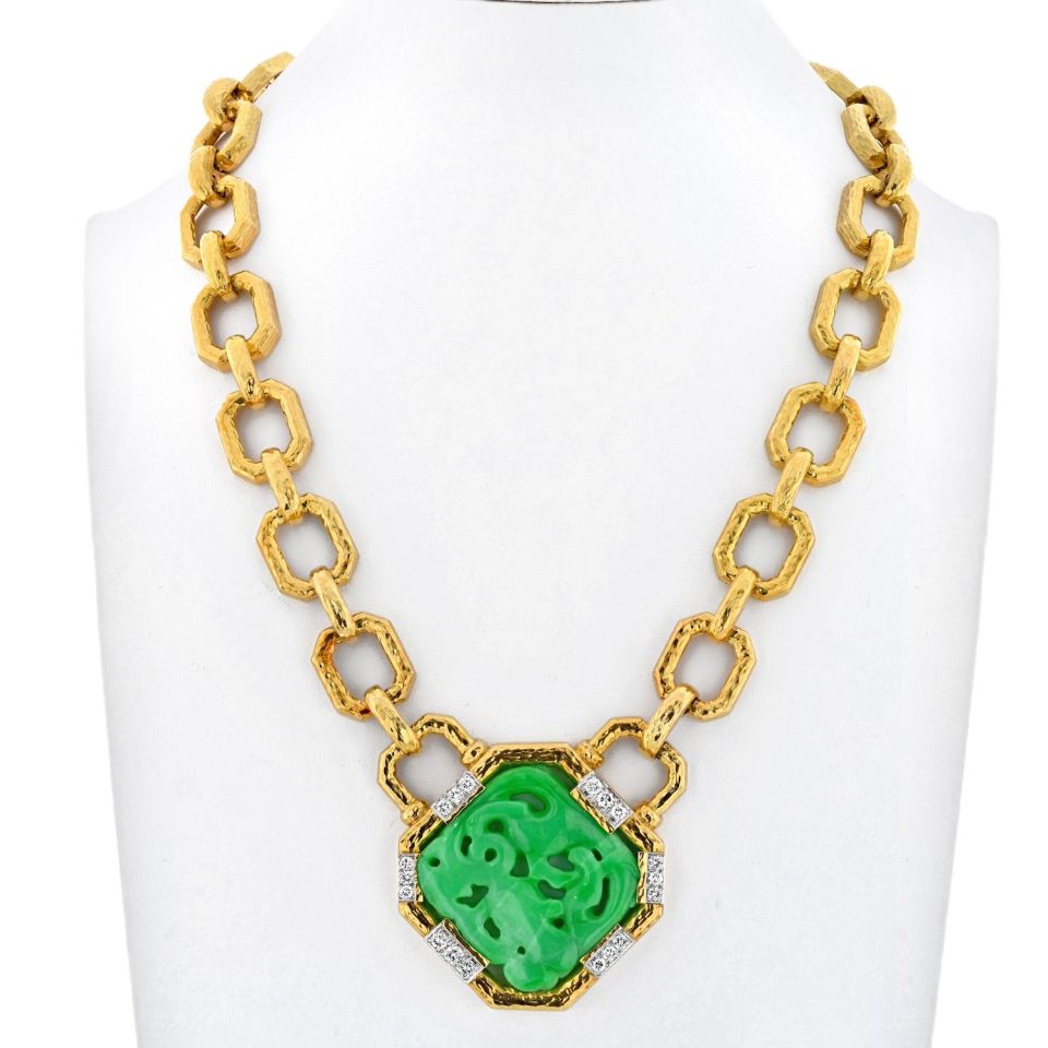 David Webb Jade 18K Yellow Gold Carved Jade Link Chain Necklace — Laura Milman New York