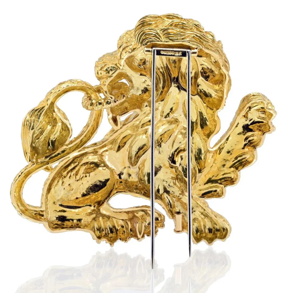 David Webb 18K Yellow Gold Lion With Emerald Eye Brooch — view 4 — Laura Milman New York