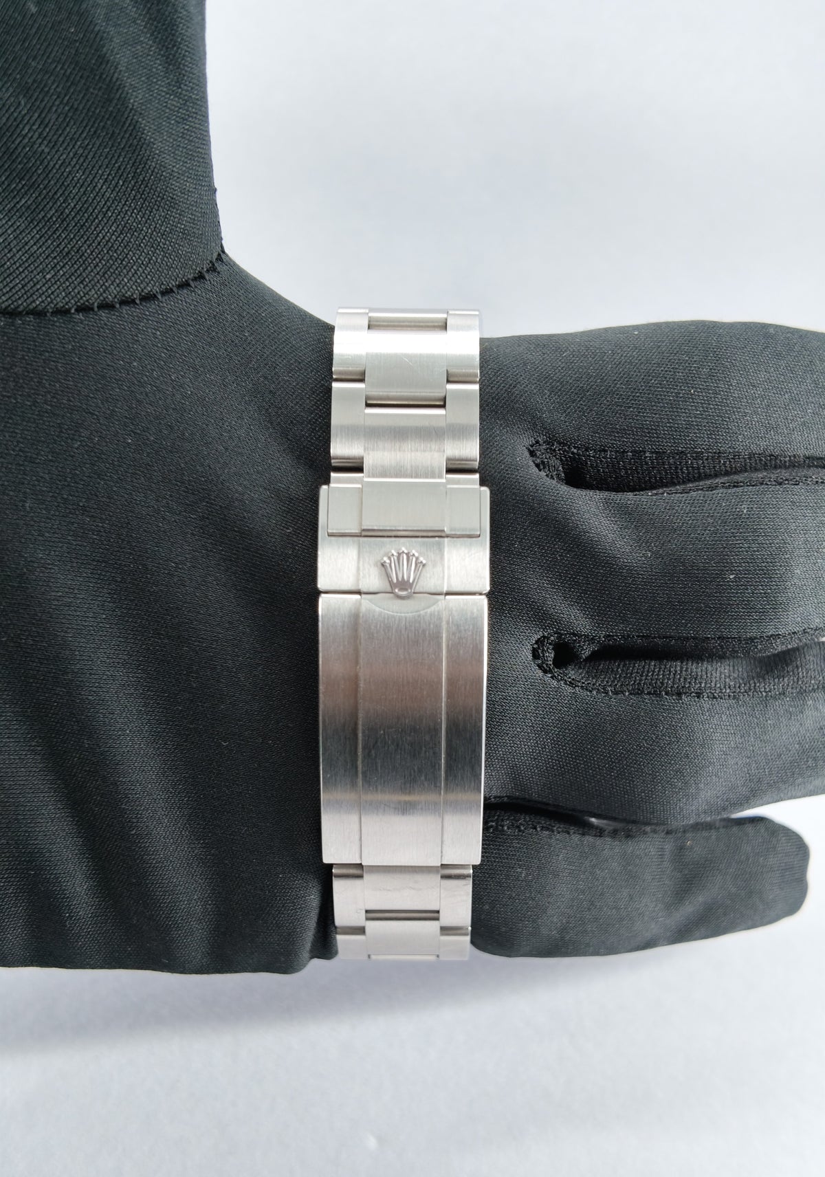 Pre-Owned Rolex Deepsea 136660 — view 3 — Laura Milman New York