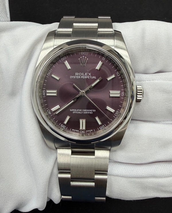 ROLEX OYSTER PERPETUAL 116000 — view 2