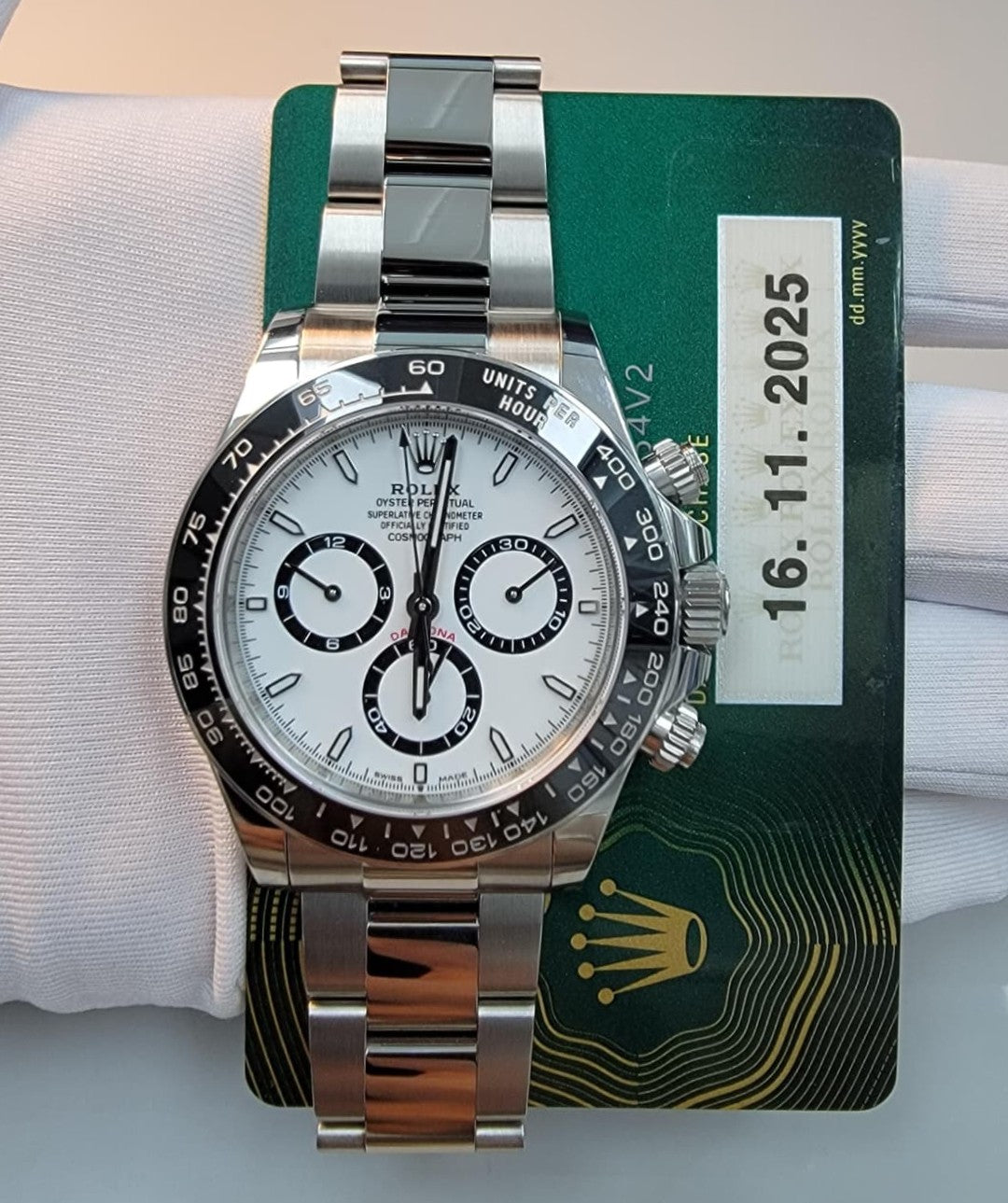 Rolex Daytona 126500LN — view 2 — Laura Milman New York