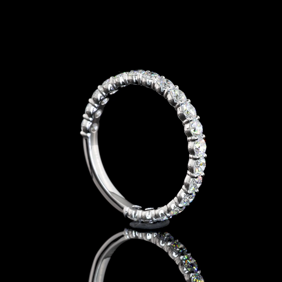 Laura Milman New York round diamond three-quarter band in white gold, 14K reference, view 2