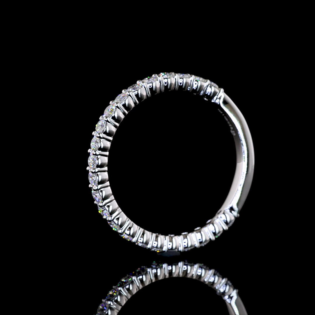 Laura Milman New York round diamond three-quarter band in white gold, 14K reference, view 4
