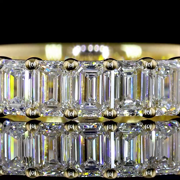 Laura Milman New York emerald diamond three-quarter band in yellow gold, 14K reference, view 2