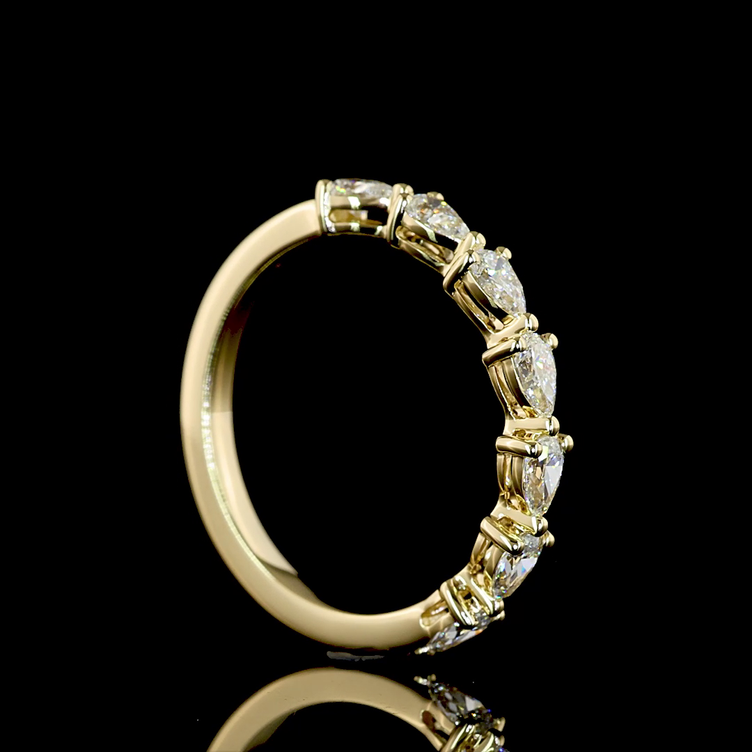 Laura Milman New York pear diamond seven-stone band in yellow gold, 14K reference, view 3