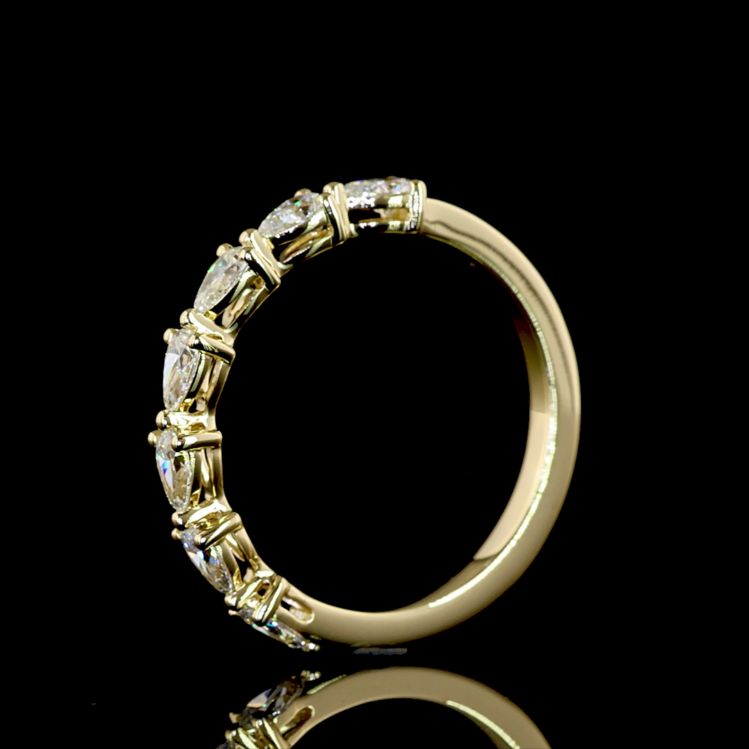 Laura Milman New York pear diamond half eternity band in yellow gold, 14K reference, view 4