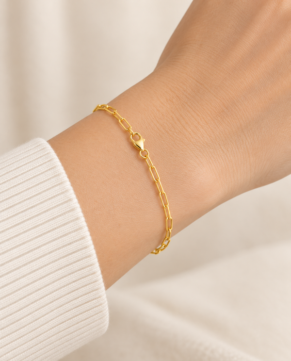 2.5mm Paperclip Chain Bracelet in 14K Yellow Gold — on-wrist view