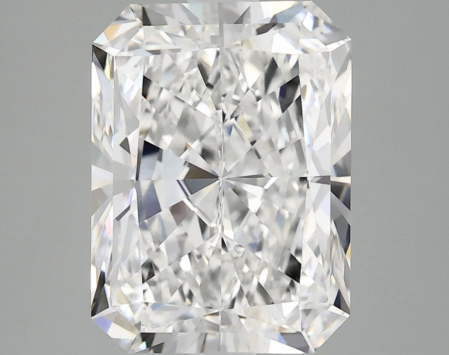 3.81ct Radiant Lab-Grown Diamond — E VS2, IGI Certified
