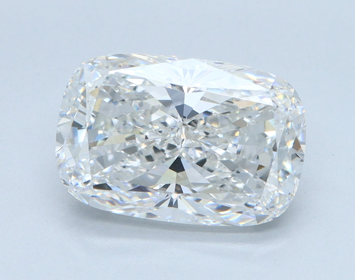 3.09ct Cushion, E VVS2 — IGI