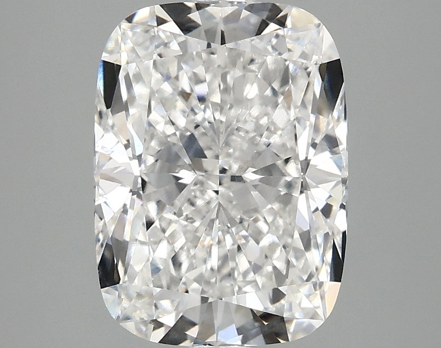 3.05ct Cushion, E VVS2 — IGI