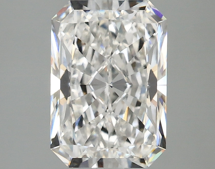 2.3ct Radiant Lab-Grown Diamond — E VS1, IGI Certified