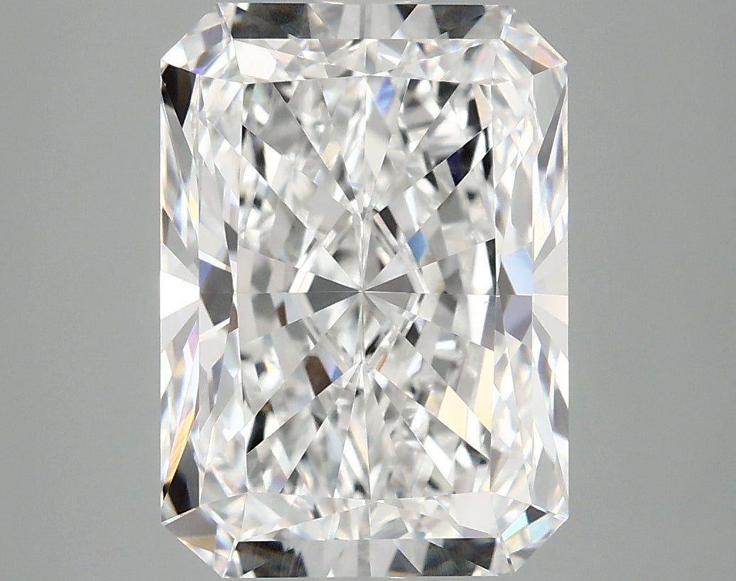 4.9ct Radiant, E VVS2 — IGI