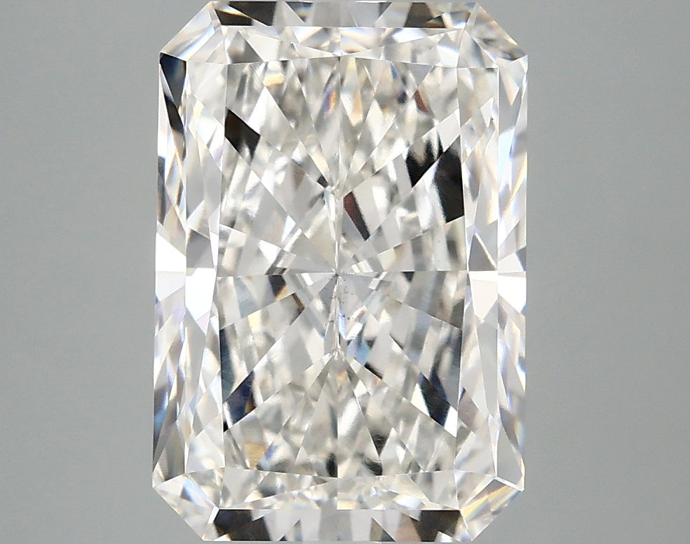 3.88ct Radiant, F VS2 — IGI
