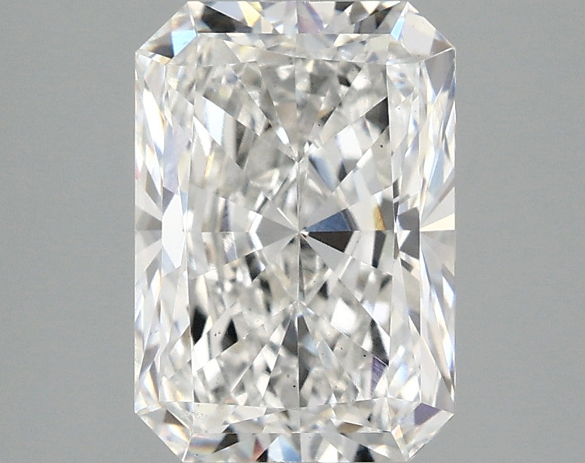 2.63ct Radiant Lab-Grown Diamond — E VS2, IGI Certified