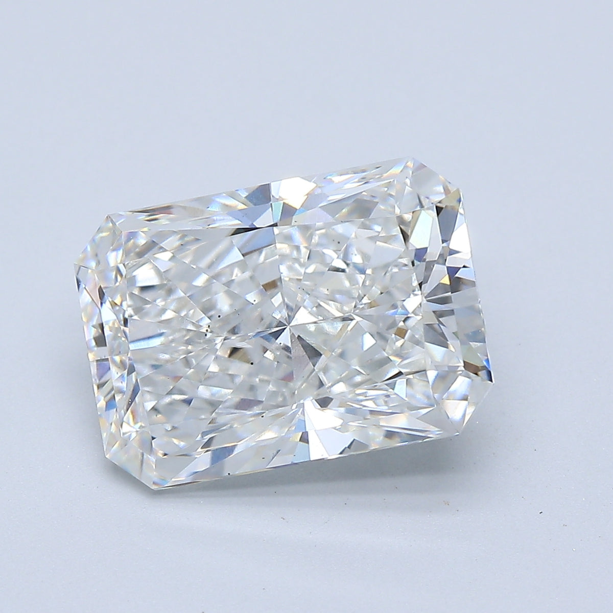 5.04ct Radiant, E VS2 — IGI