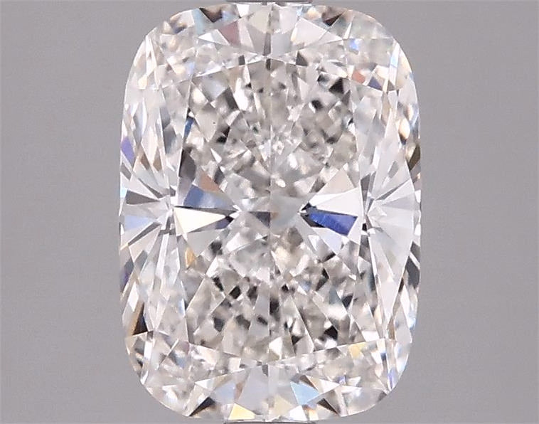 3.84ct Cushion, E VVS2 — IGI