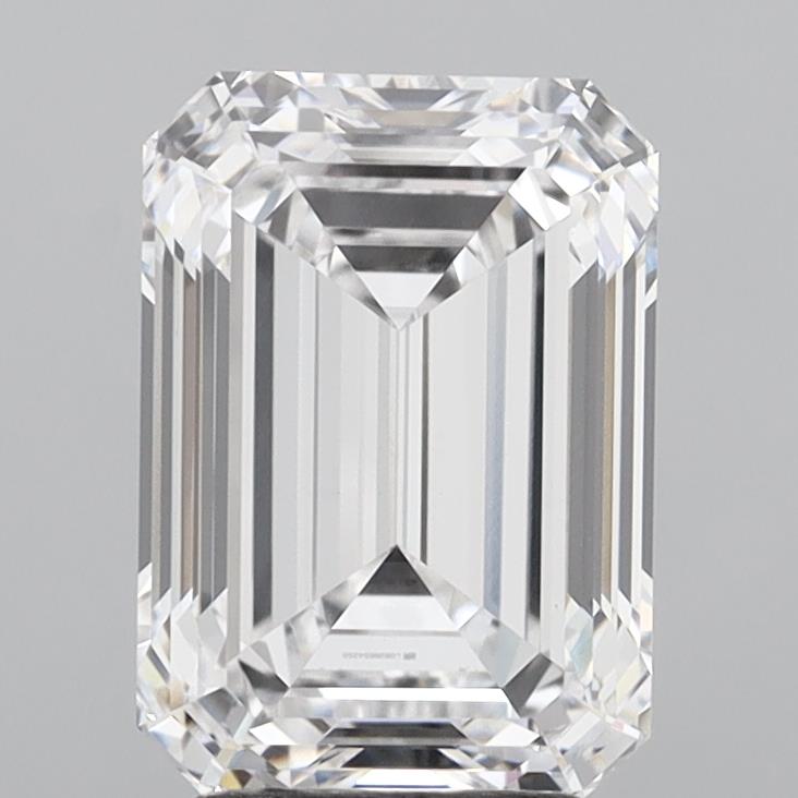 4.56ct Emerald Lab-Grown Diamond — E VVS2, IGI Certified
