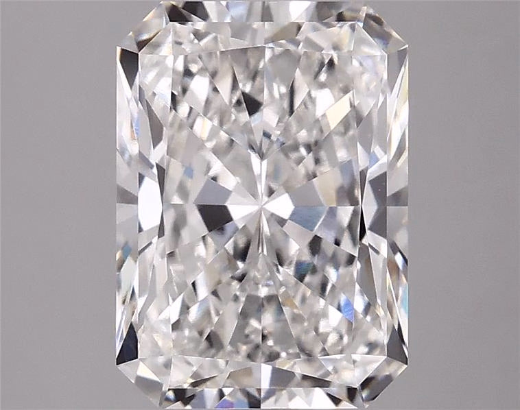 2.59ct Radiant, E VVS2 — IGI