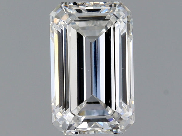 0.9ct EMERALD, E VS1 — GIA