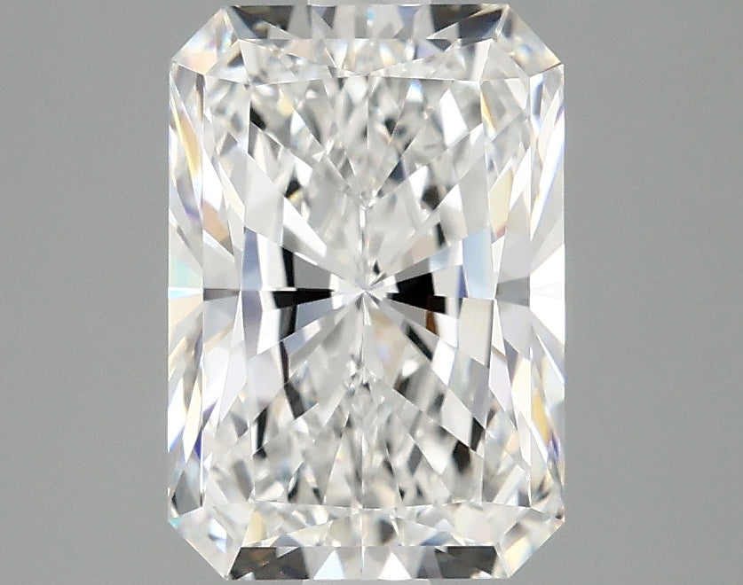 2.66ct Radiant, E VVS2 — IGI