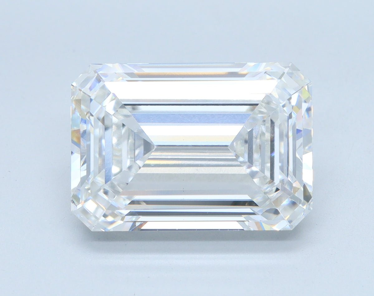 6.48ct Emerald, E VS1 — IGI